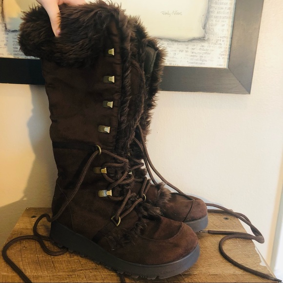 Bamboo Boots - Picture 4 of 10